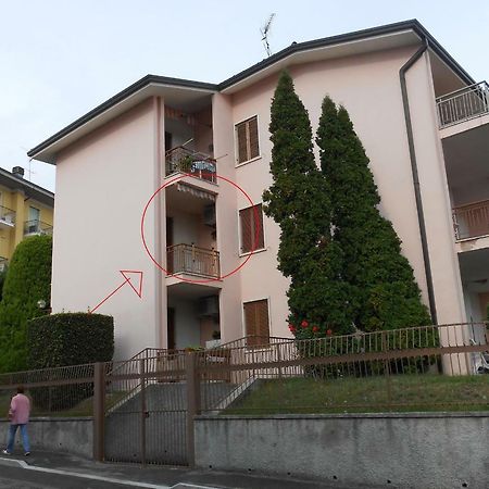 شقة Monolocale A Peschiera Del Garda Vista Lago المظهر الخارجي الصورة